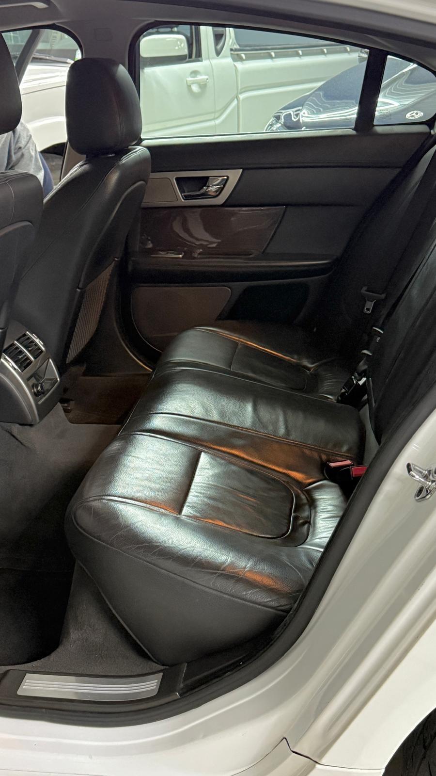 Jaguar XF 2.2 D 200 CV Premium Luxury