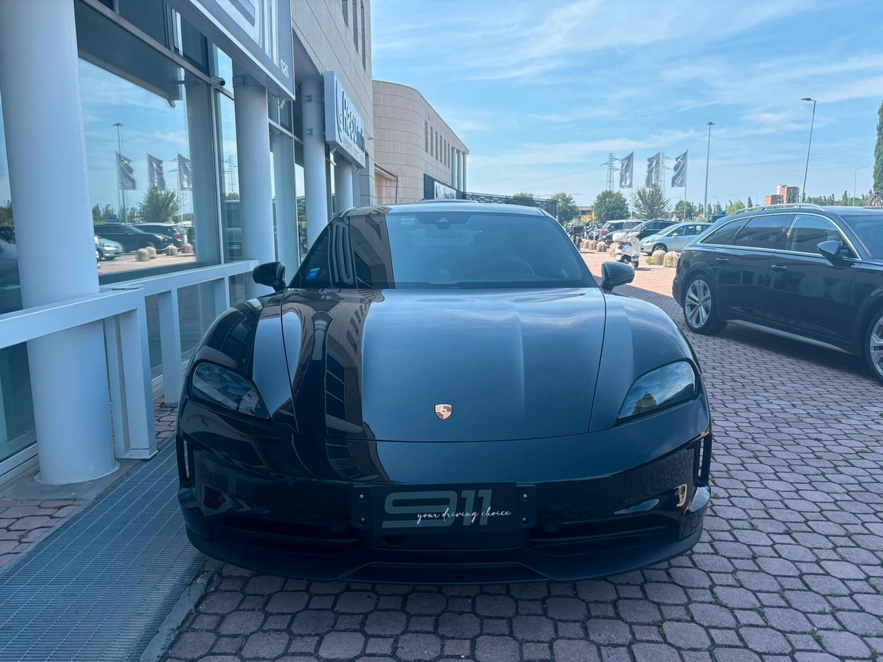 Porsche Taycan 4S