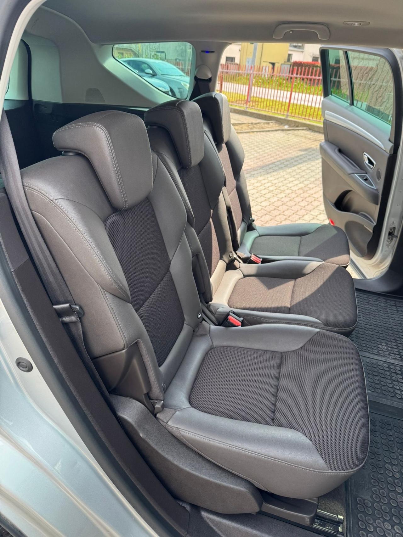 Renault Espace dCi 160CV EDC Energy Initiale Paris 4Control