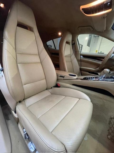 Porsche Panamera 4.8 Turbo