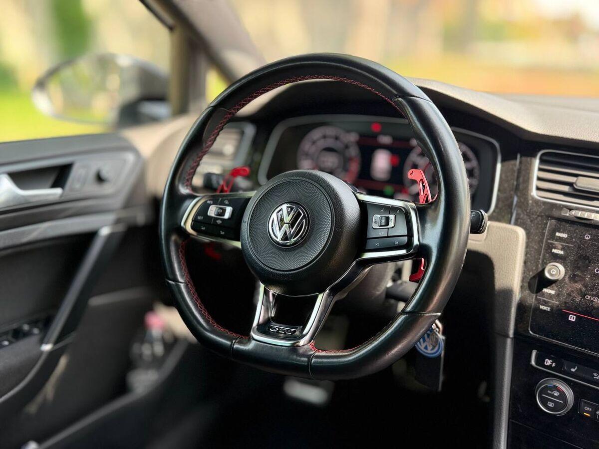 Volkswagen Golf 2.0 tsi Gti Performance 245cv dsg