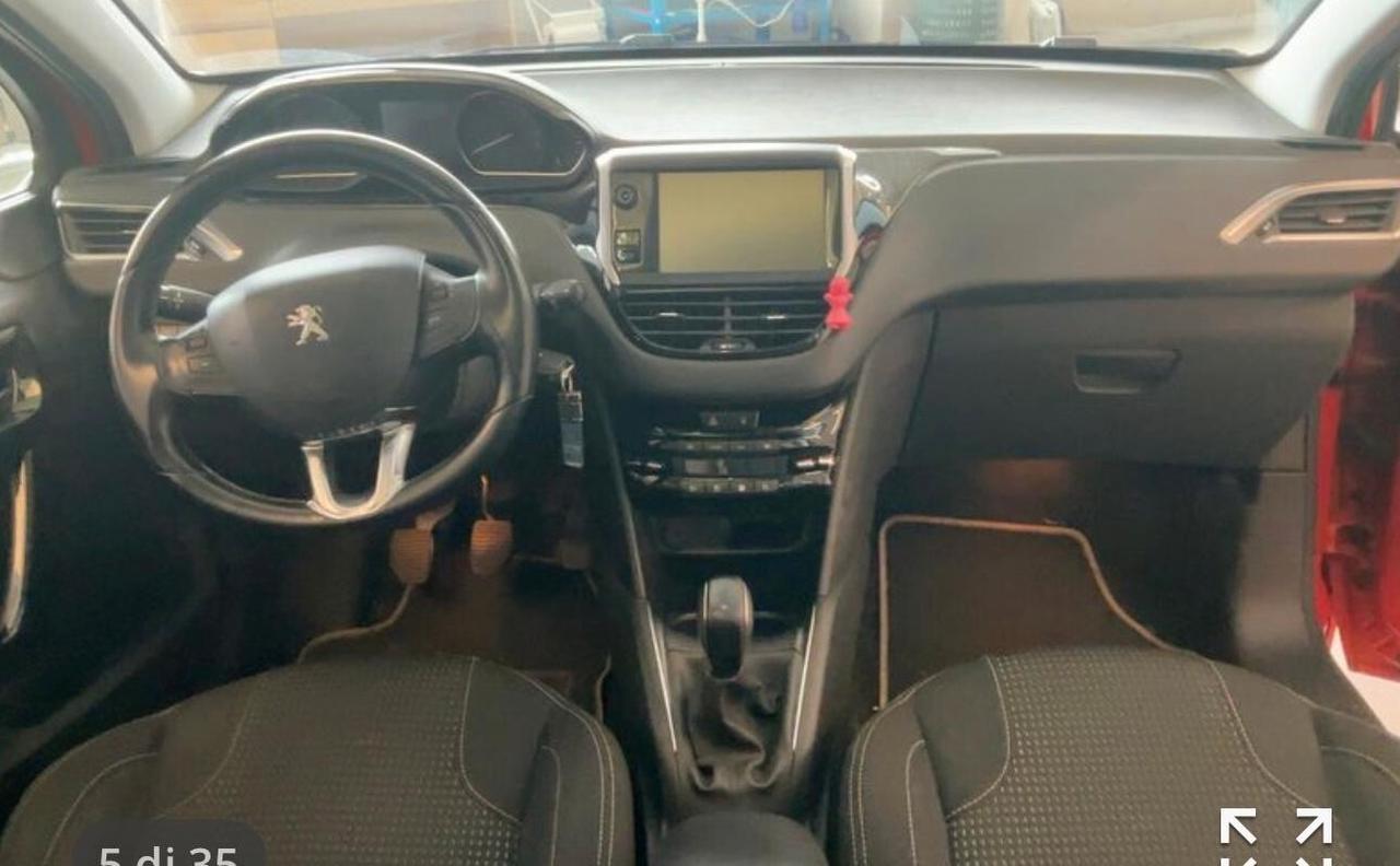 Peugeot 208 PureTech 82 5 porte Allure