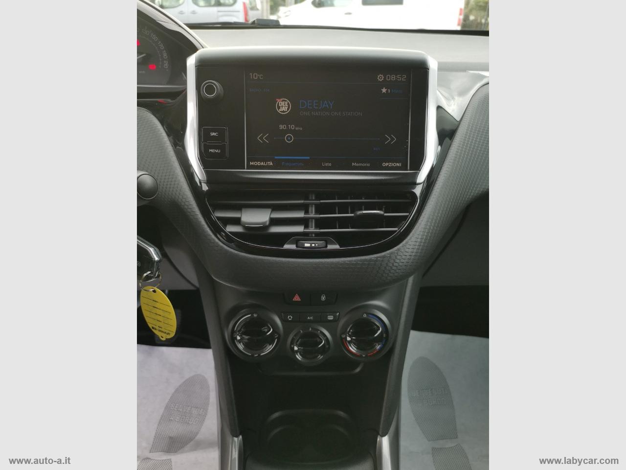PEUGEOT 2008 PureTech 82 Active