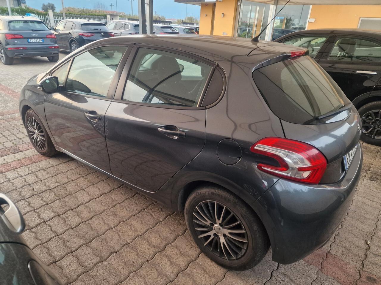 Peugeot 208 1.4 HDi 5 porte
