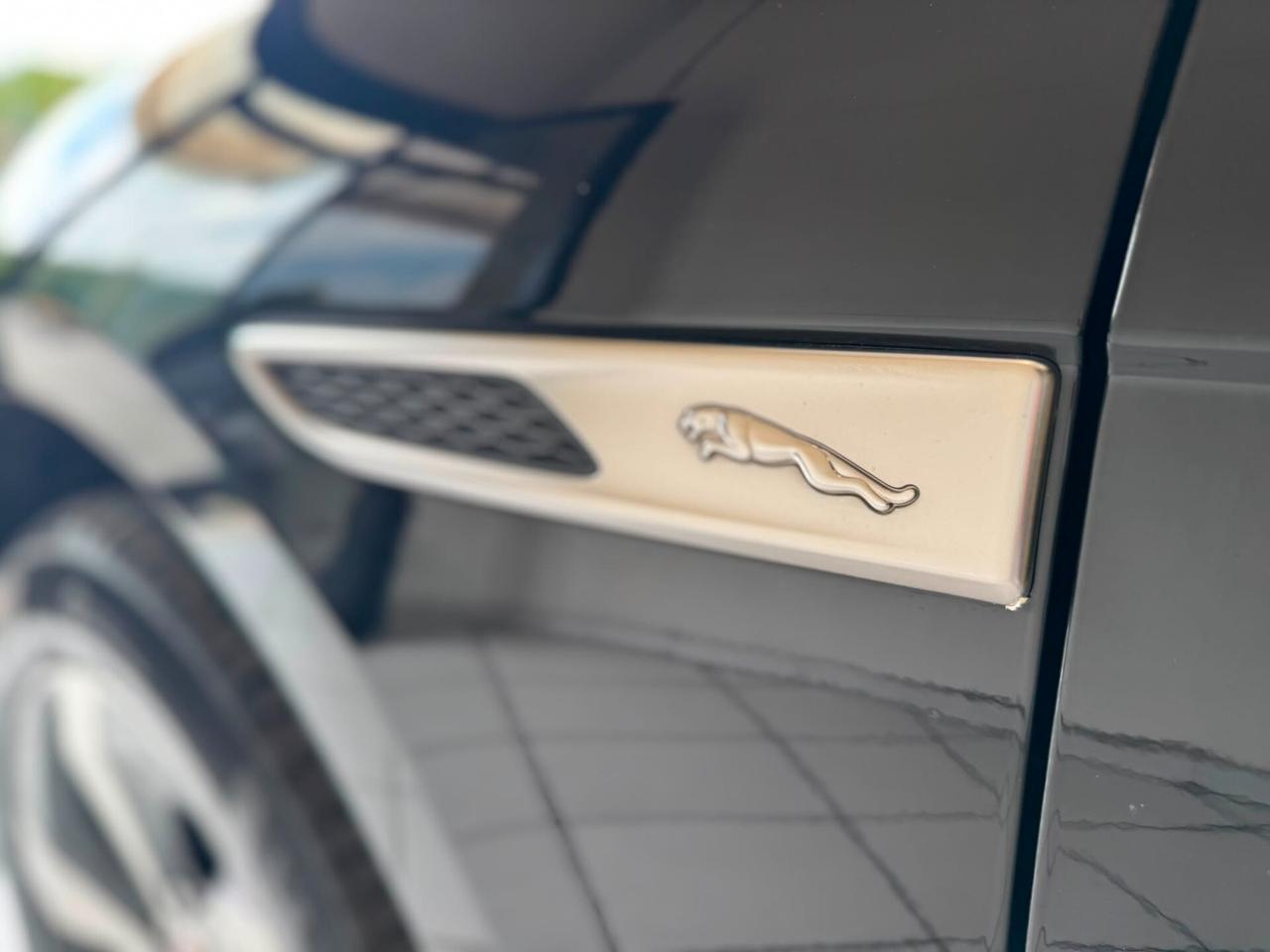 Jaguar F-Pace 2.0 D 204 CV AWD aut. R-Dynamic HSE