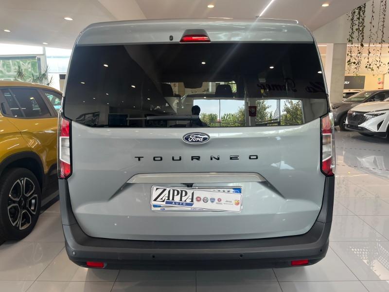 FORD Tourneo Courier 1.0 EcoBoost Titanium