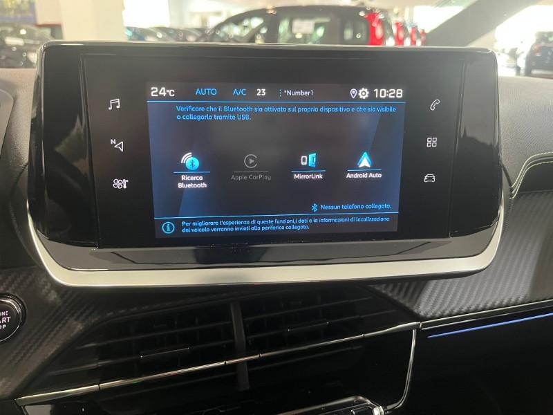 PEUGEOT 2008 PureTech 130 S&S EAT8 GT Line