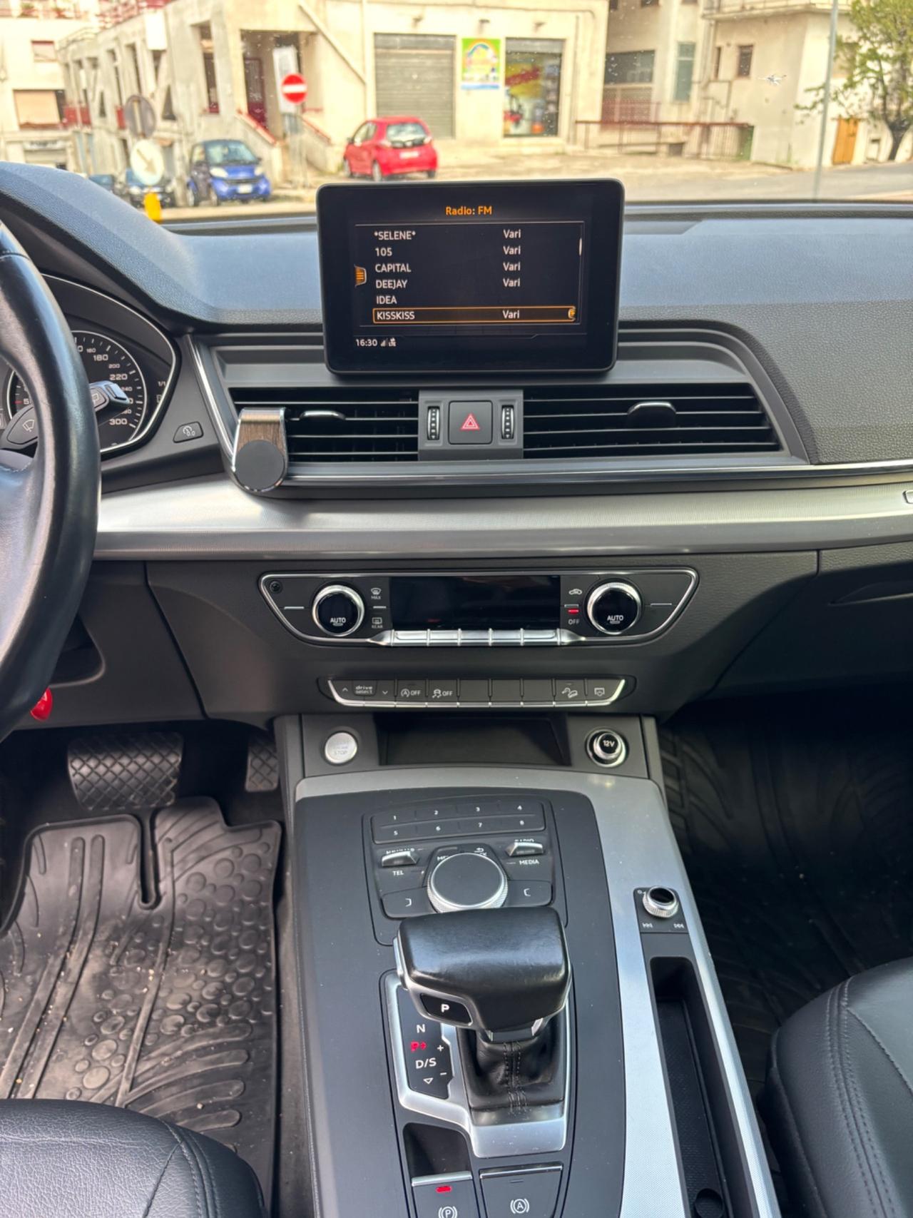 Audi Q5 2.0 TDI quattro S tronic line plus