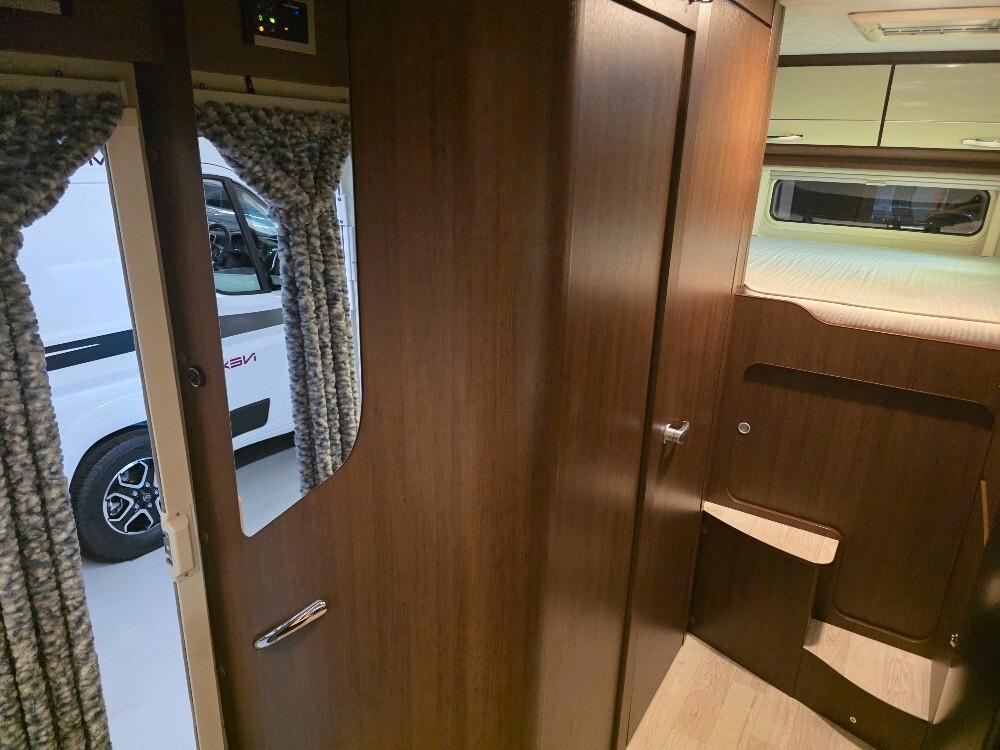 CAMPER ROLLER TEAM T-LINE GARAGE S