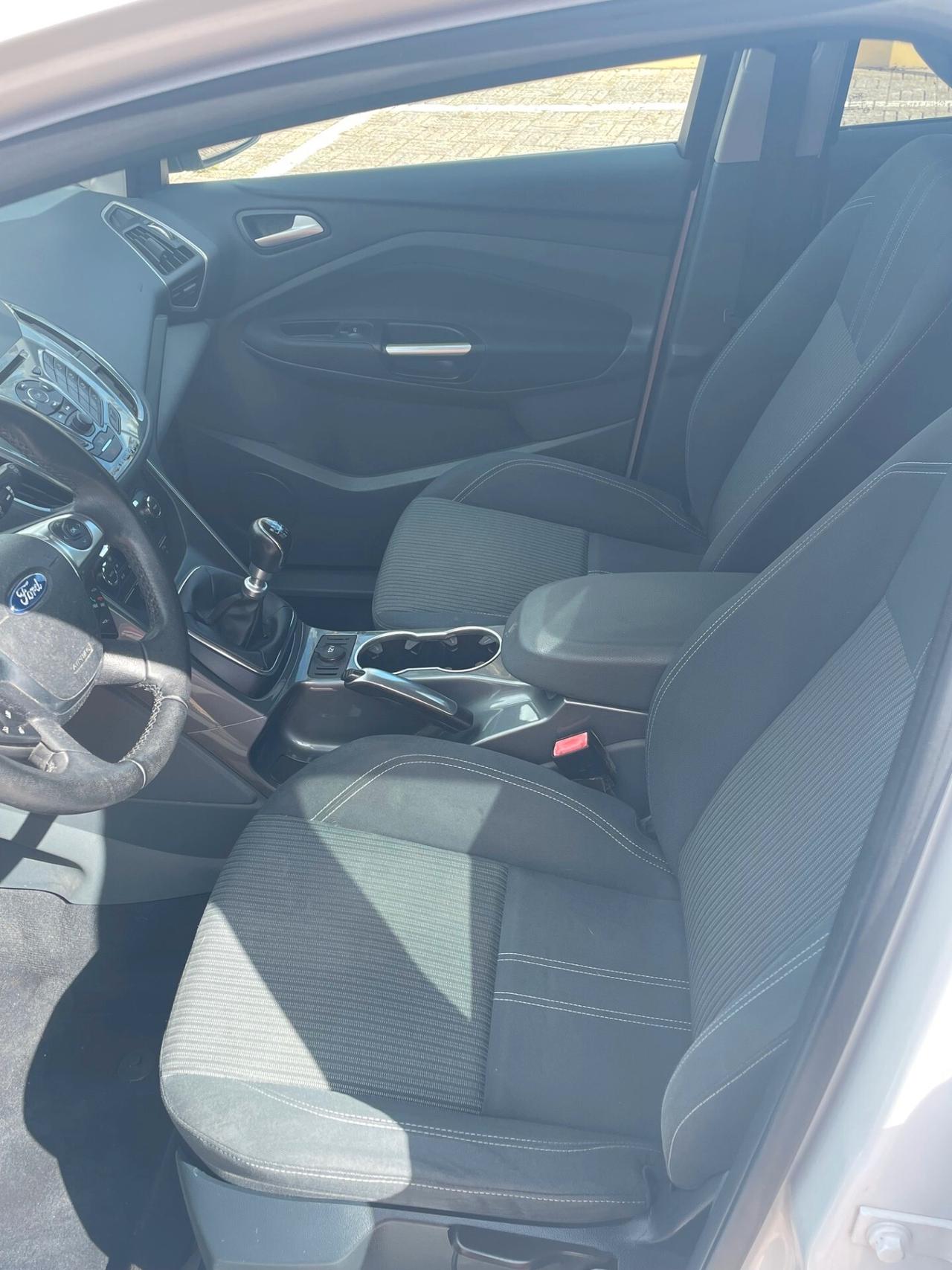 Ford C-Max 1.6 TDCi 95CV Titanium