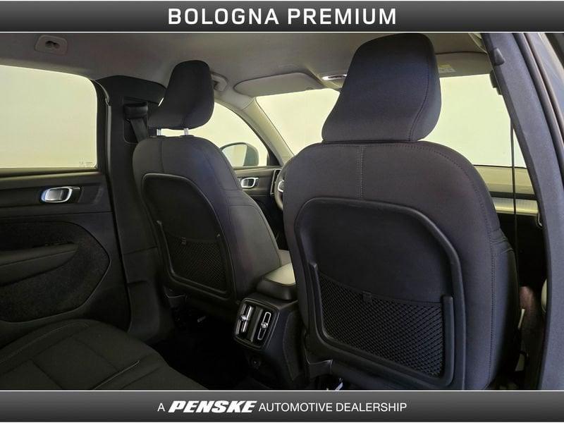 Volvo XC40 XC40 T3 Geartronic Momentum Pro