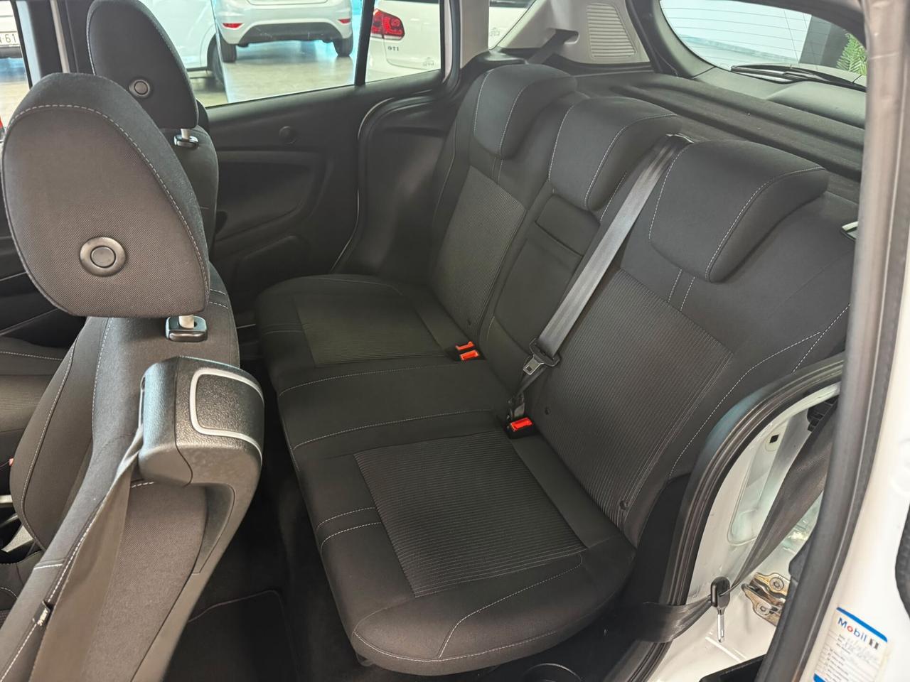 Ford B-Max 1.6 TDCi 95 CV individual