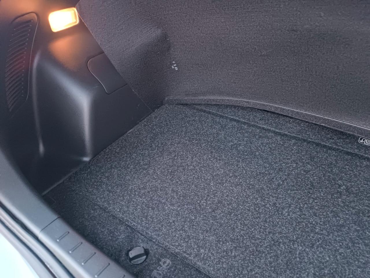 Toyota Yaris 1.3 5p M-MT SOL 20.950 km