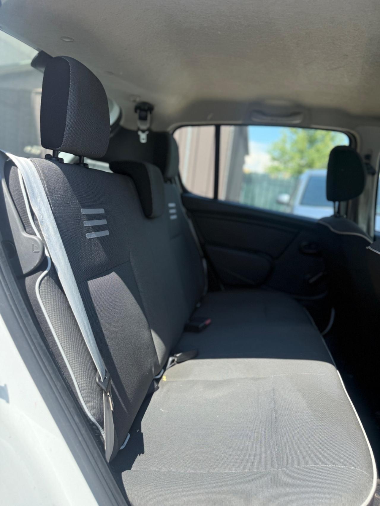 Dacia Sandero 1.5 dCi 75CV Embleme