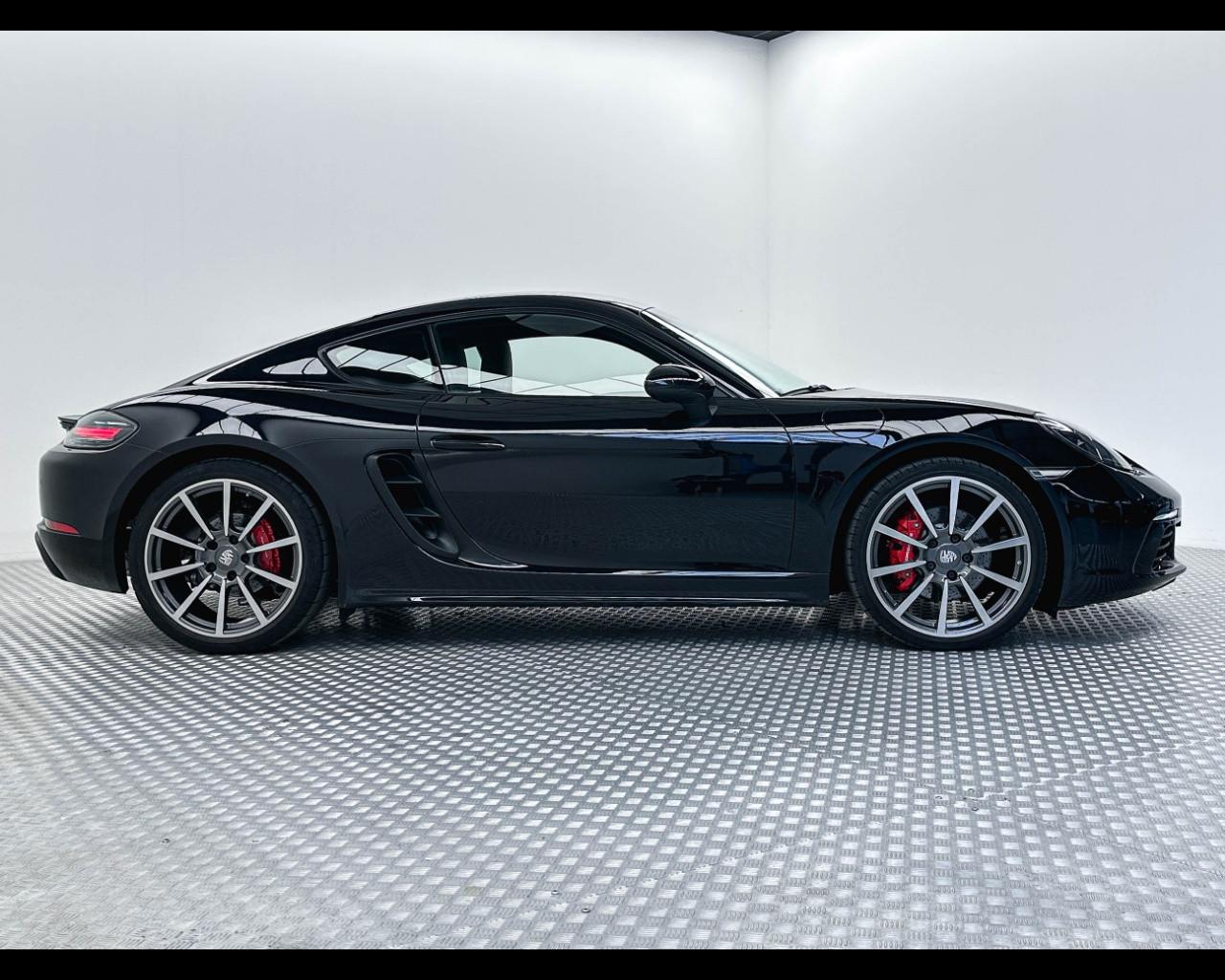 PORSCHE 718 Cayman 2.5 S