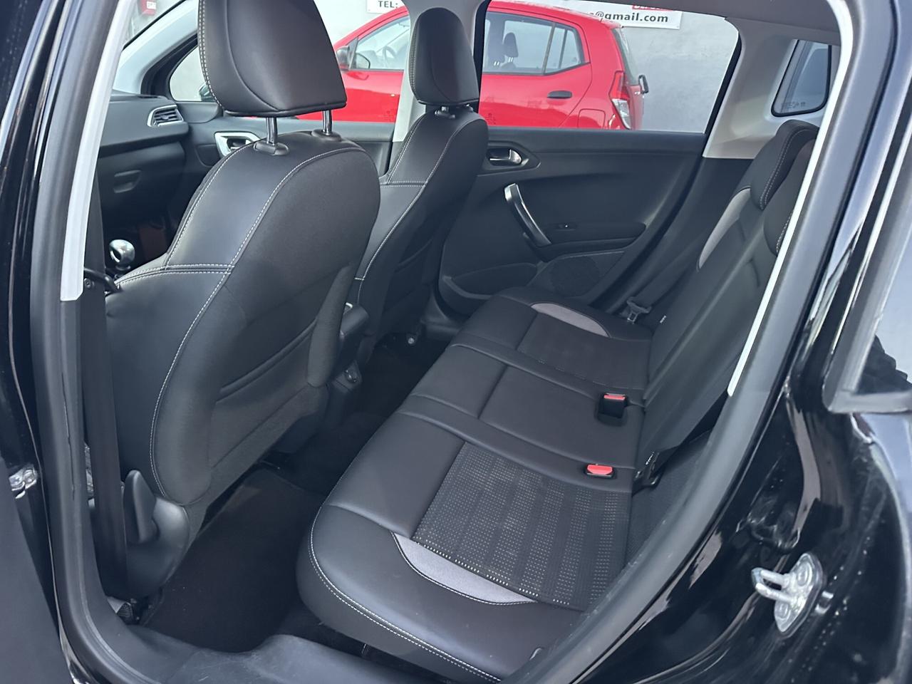 Peugeot 2008 Allure 1.6 Diesel 120 Cv 2016 km 154.