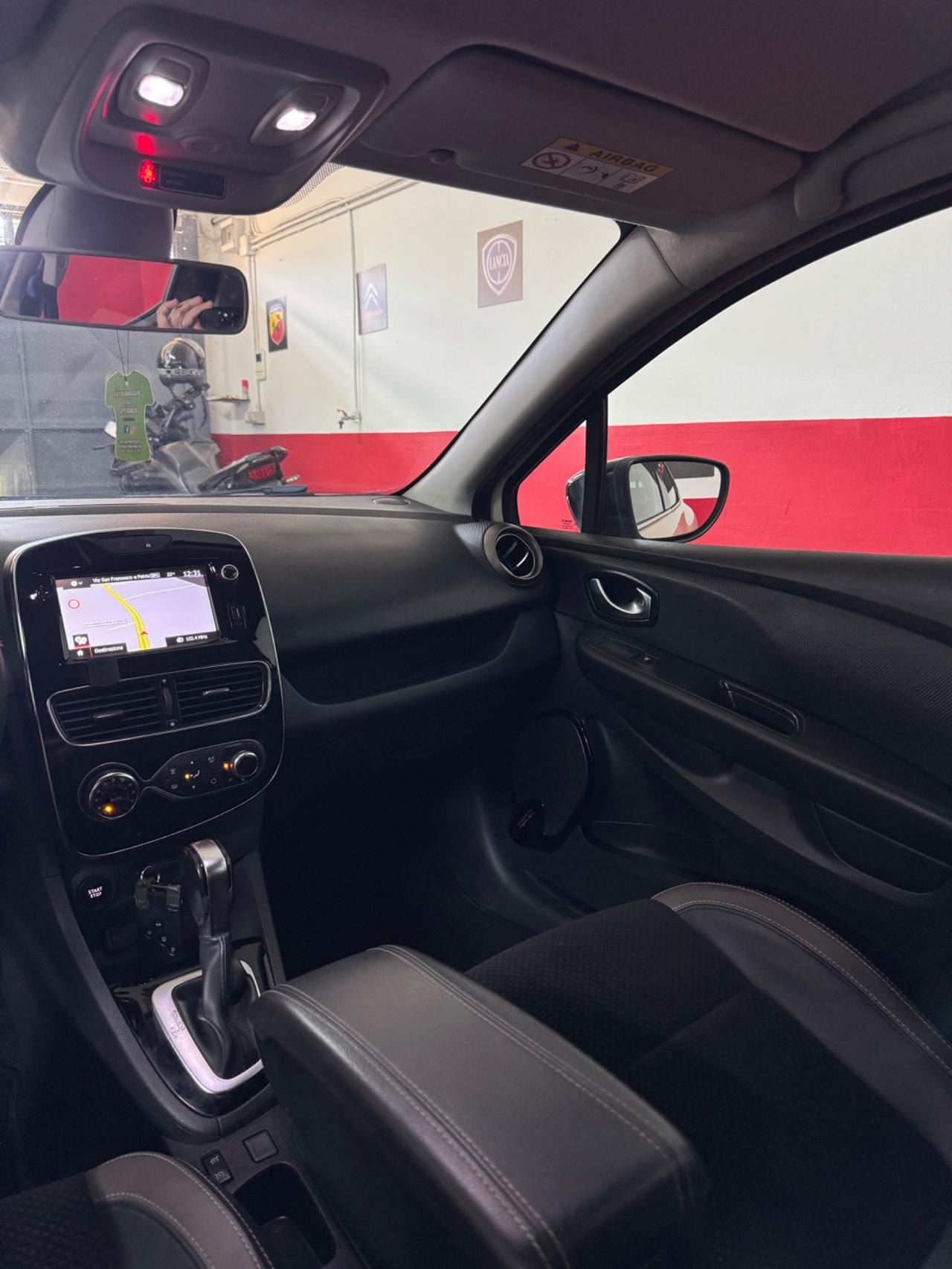 Renault Clio dCi 8V 90CV EDC Start&Stop 5 porte Energy Intens