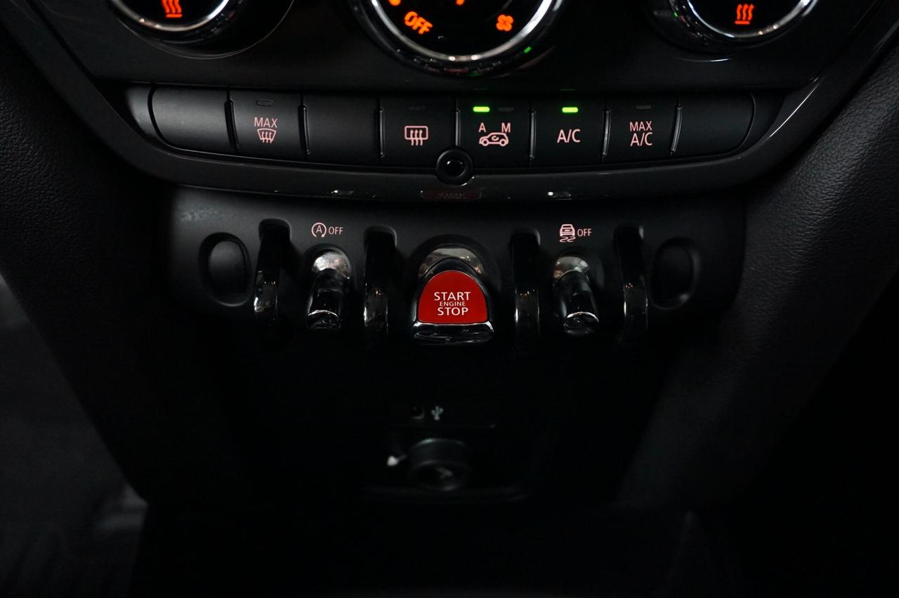 Mini 2.0 Cooper D Business Countryman ALL4 Automatica