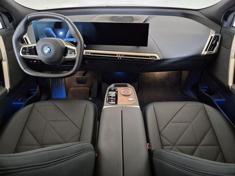 BMW iX i20 2021 xdrive50 pacchetto sportivo