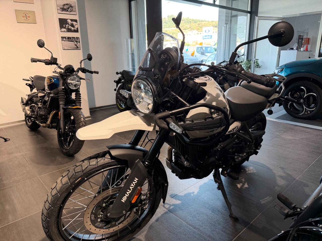 Royal Enfield Himalayan 450 Summit Kamet White