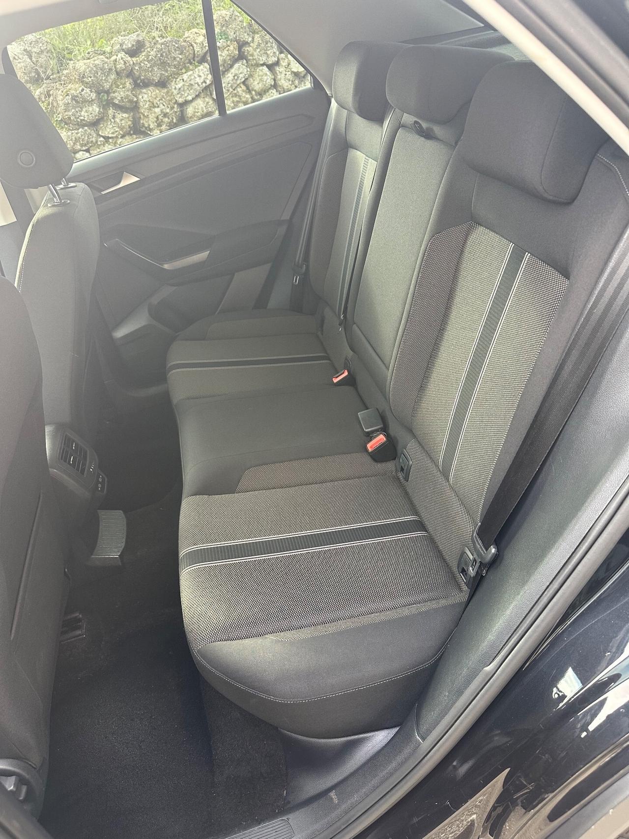 Volkswagen T-Roc 1.6 tdi 116 cavalli