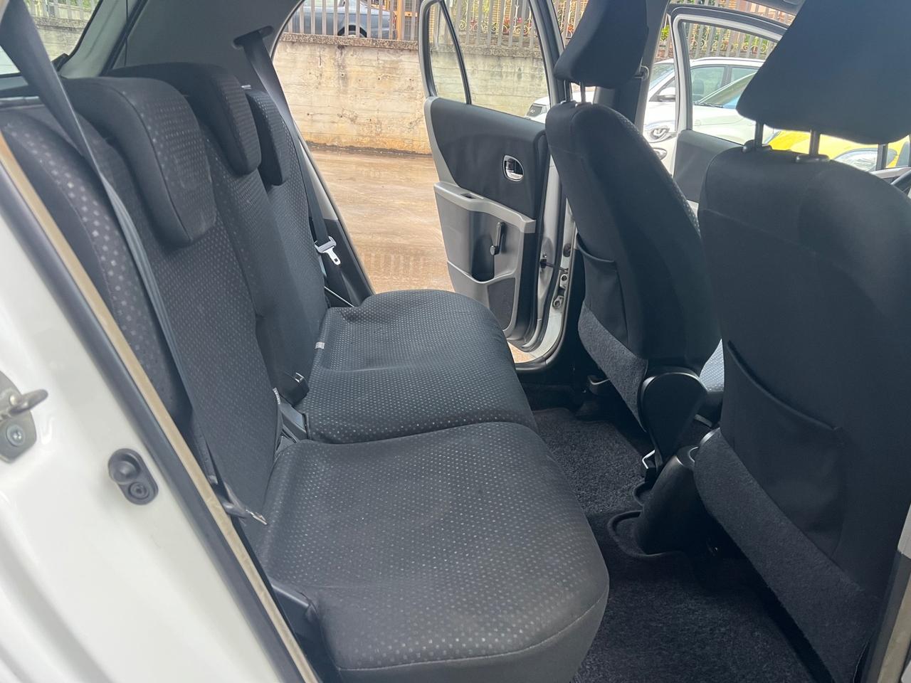 Toyota Yaris 1.0 5 porte