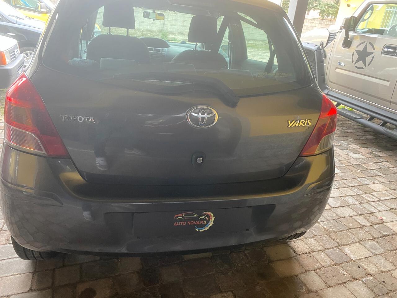 Toyota Yaris 1.0 5 porte Now benzina NEOPATENTATI