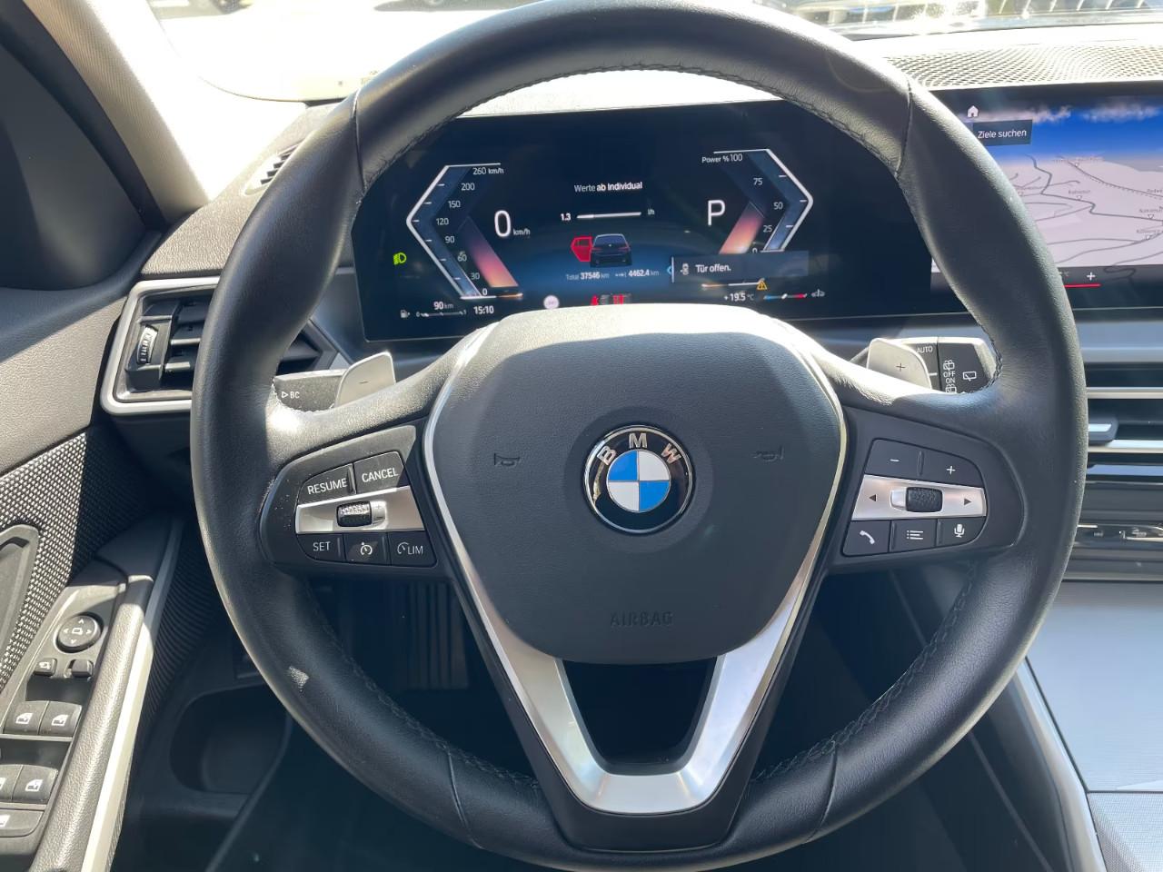 BMW 318 i Touring auto