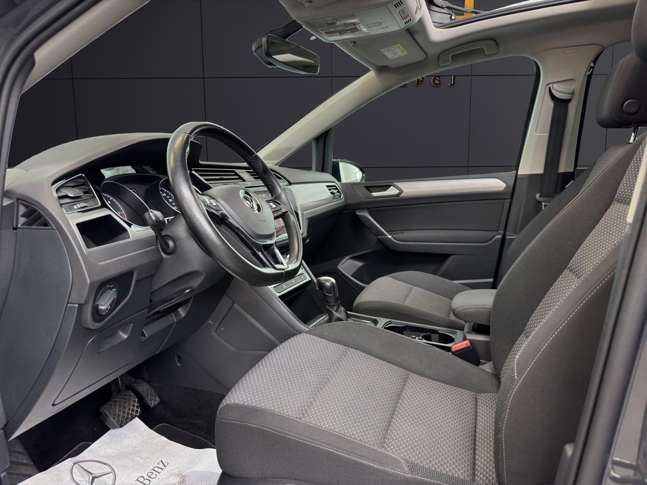 Volkswagen Touran 2.0 TDI 150 CV SCR DSG Executive BlueMotion Tech.