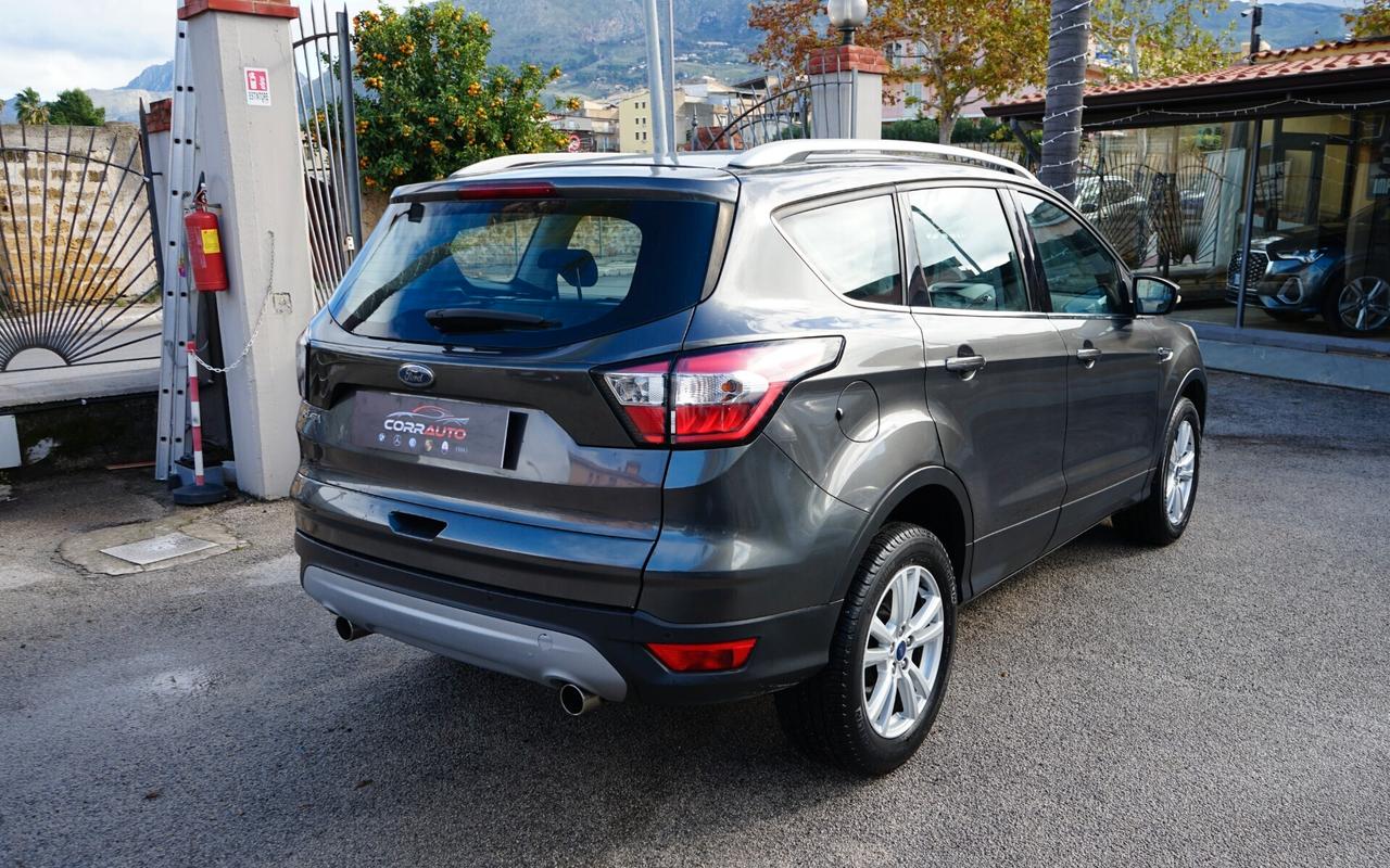 Ford Kuga 1.5 TDCI 120 CV S&S 2WD Titanium