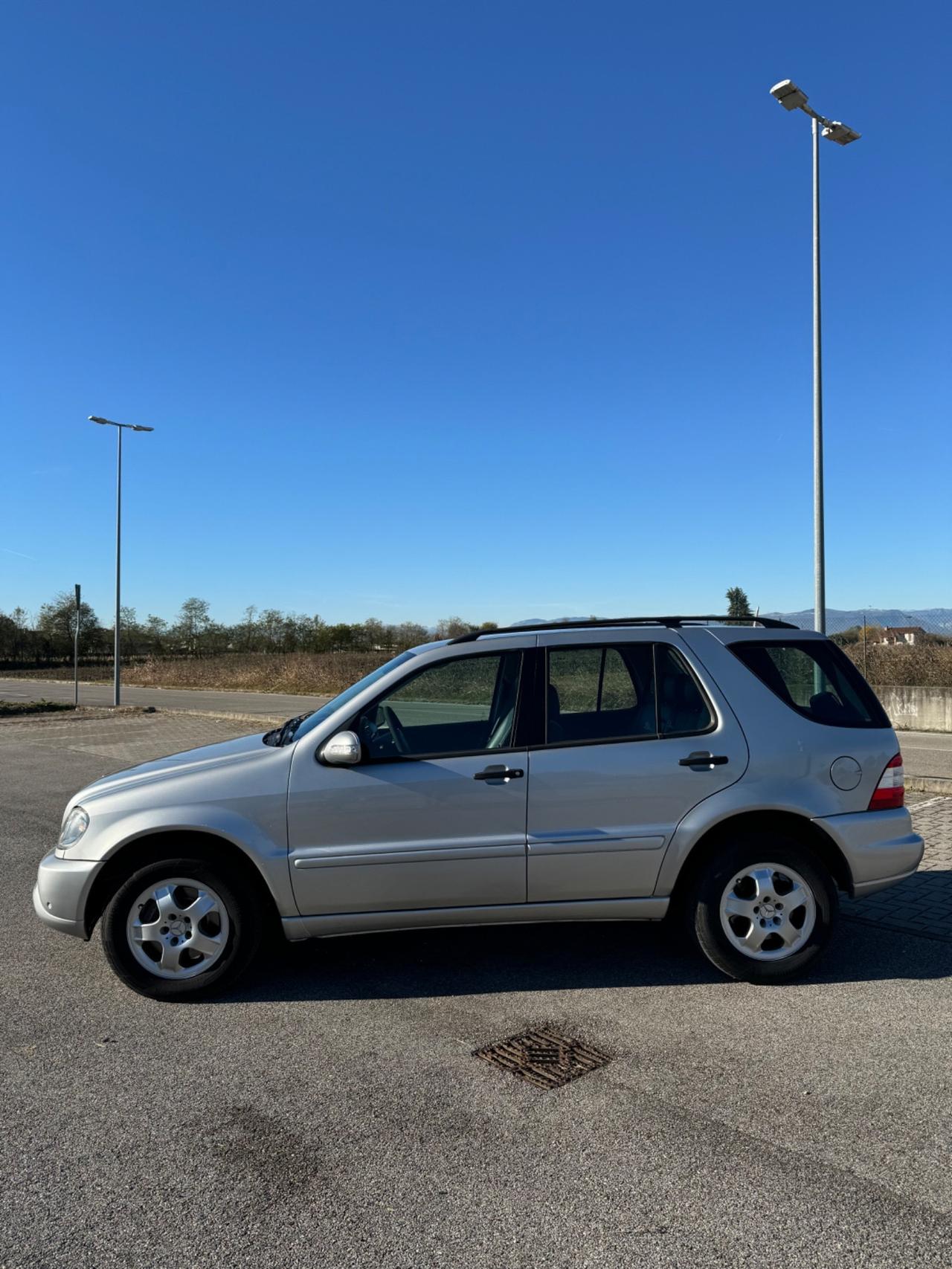 Mercedes-benz ML 270 ML 270 turbodiesel cat CDI SE Leather