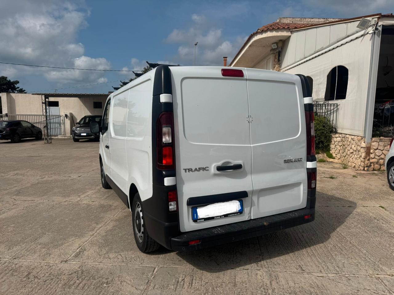 Renault trafic