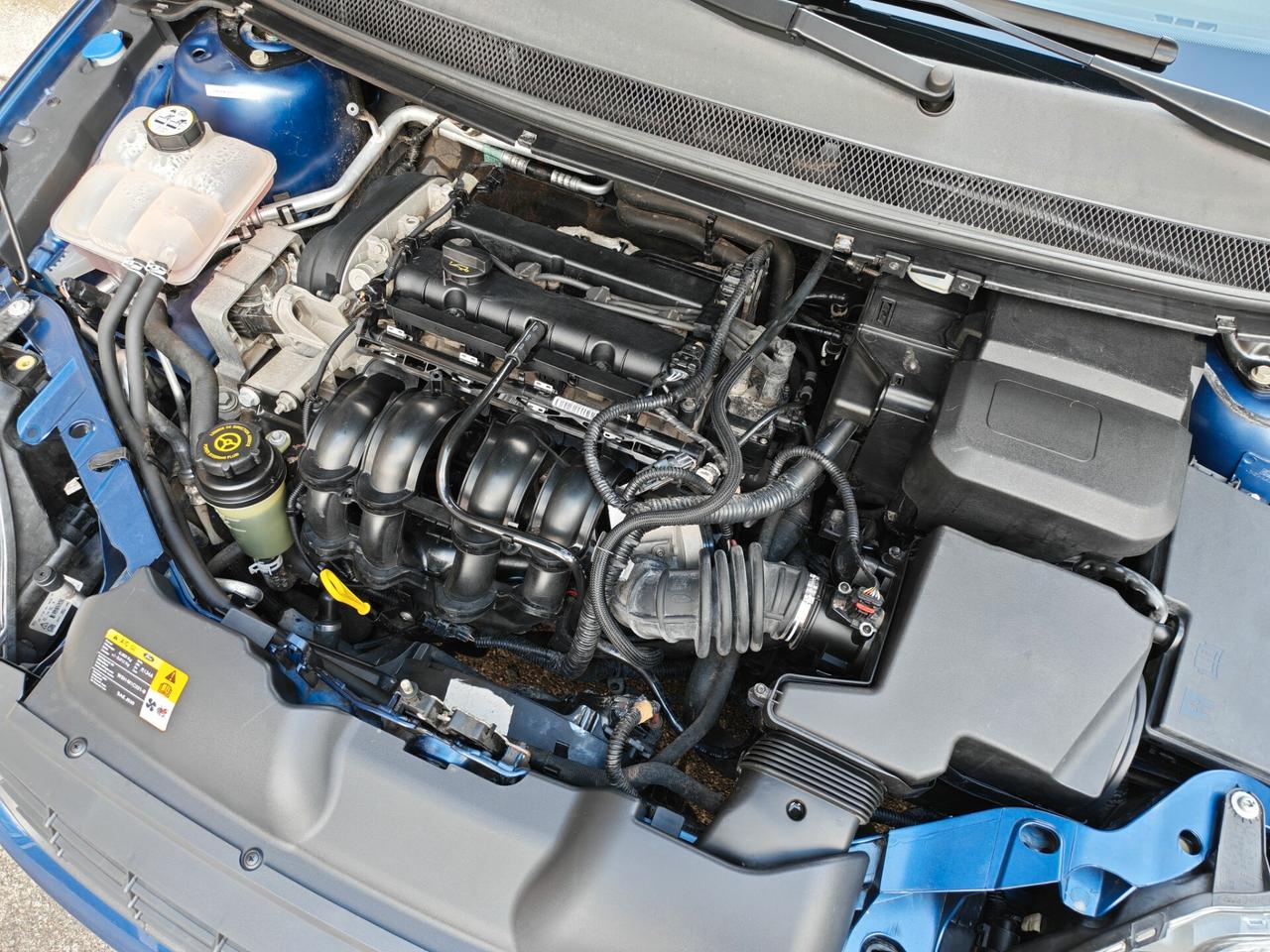 Ford Focus 1.6 BENZINA 115cv TITANIUM / 60.000km