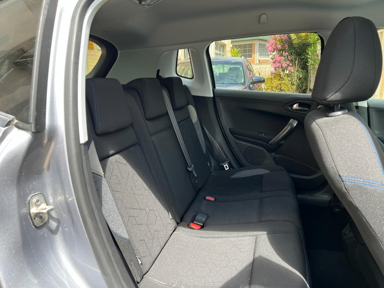 Peugeot 2008 BlueHDi 100 S&S Style NEOPATENTATI FINANZIABILE