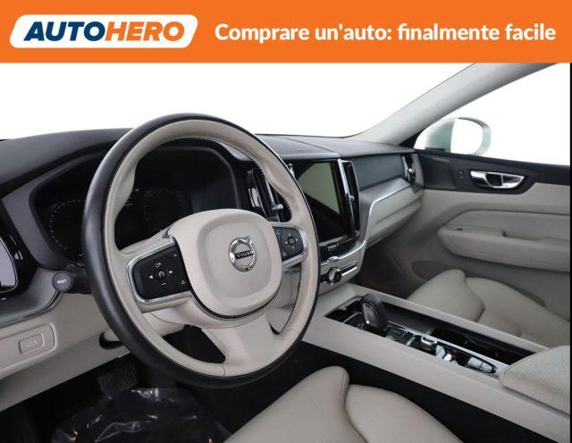 VOLVO XC60 B4 Geartronic Momentum Pro