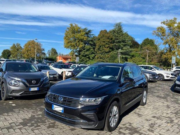 VOLKSWAGEN Tiguan 2.0 TDI 150 CV SCR DSG Life gr