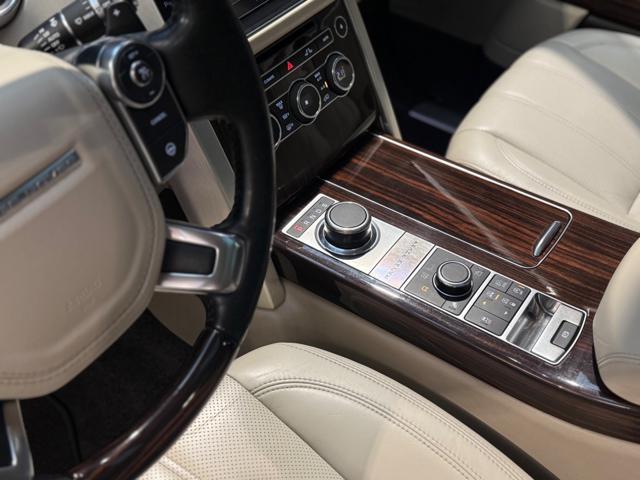 LAND ROVER Range Rover 3.0 TDV6 Autobiography