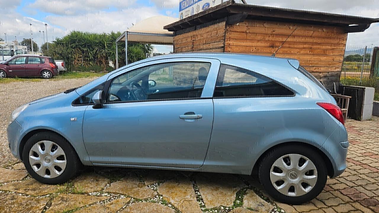 Opel Corsa 1.2 3 porte Sport