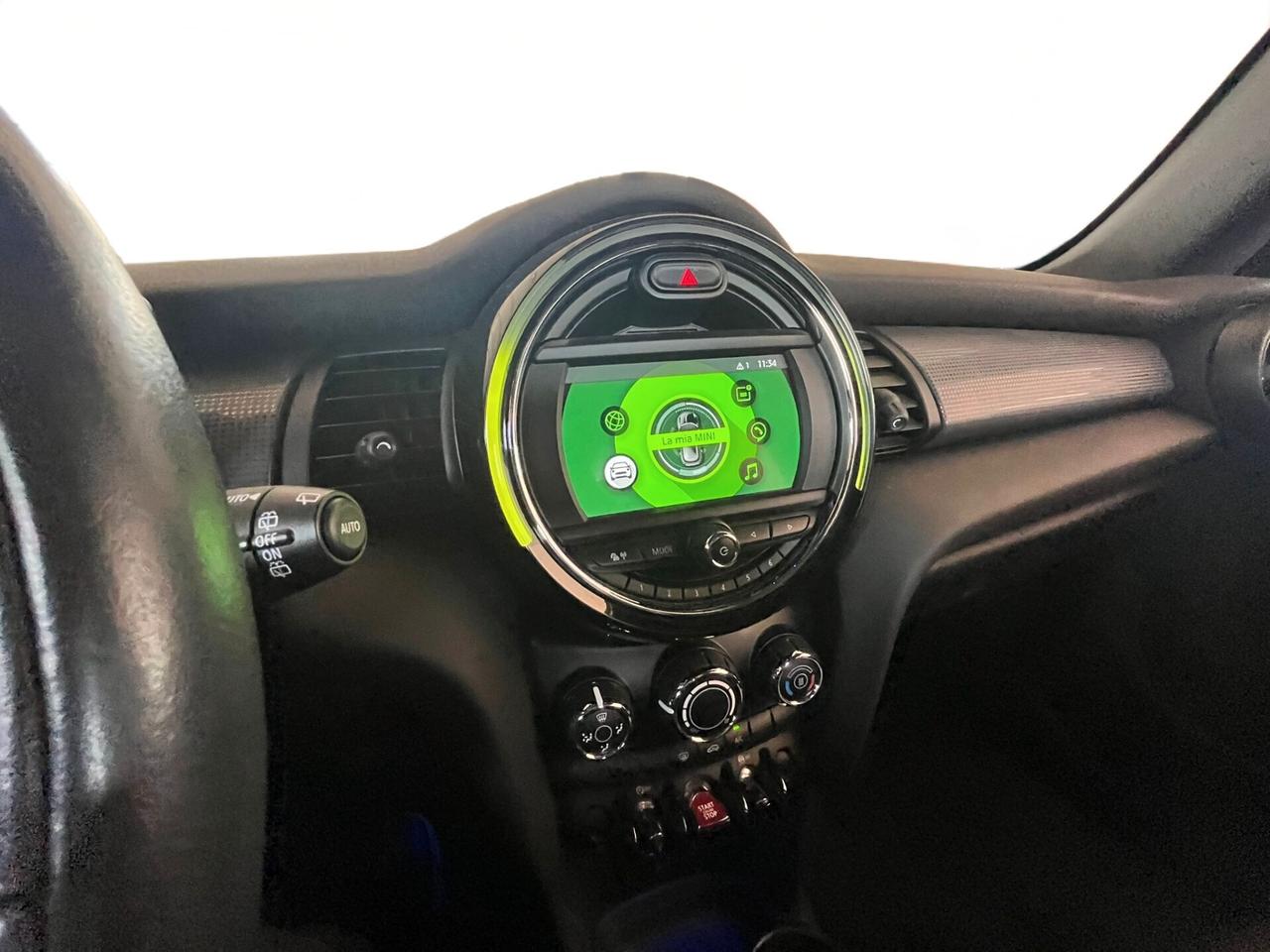 Mini Cooper | da €237 al mese