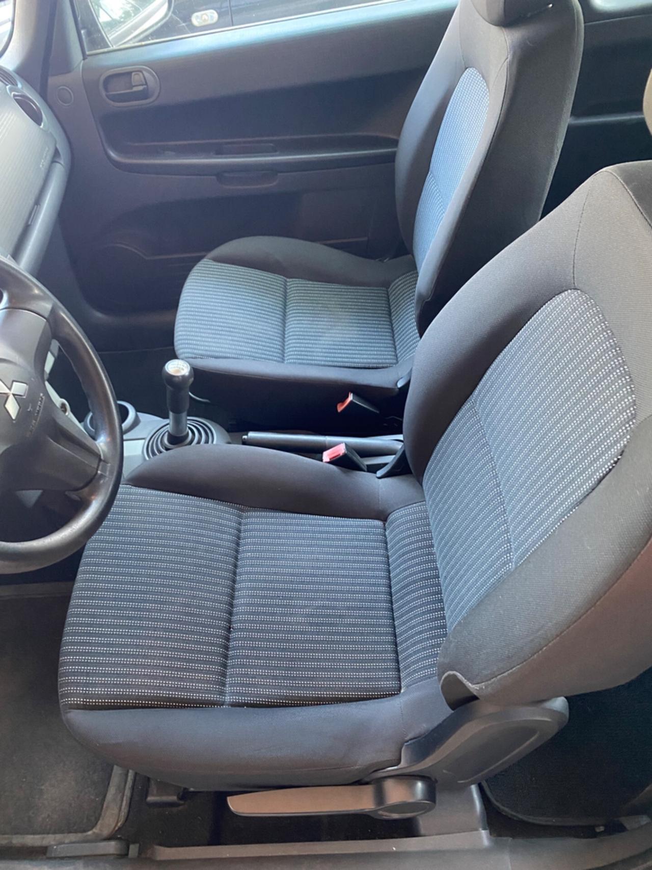 Mitsubishi Colt 1.1 12V 3p. Insport