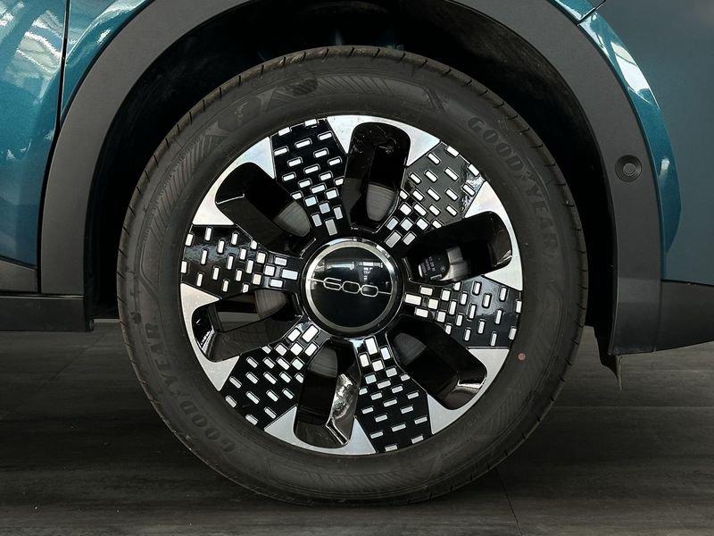 FIAT 600 1.2 Hybrid 145cv La Prima