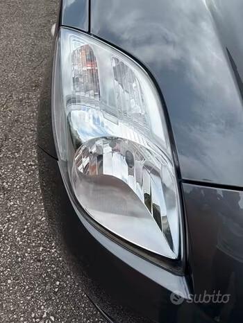TOYOTA YARIS 1.4 D 5 PORTE NAVI "PERFETTA"