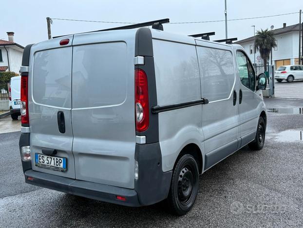 Oepl vivaro 2.0 cdti l1 h1 2013
