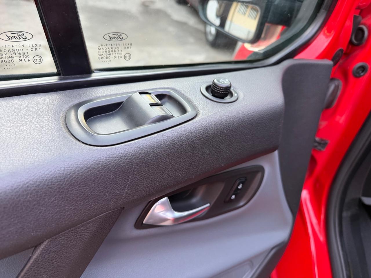 Ford Transit Custom 270 2.2 TDCi PC Furgone Trend