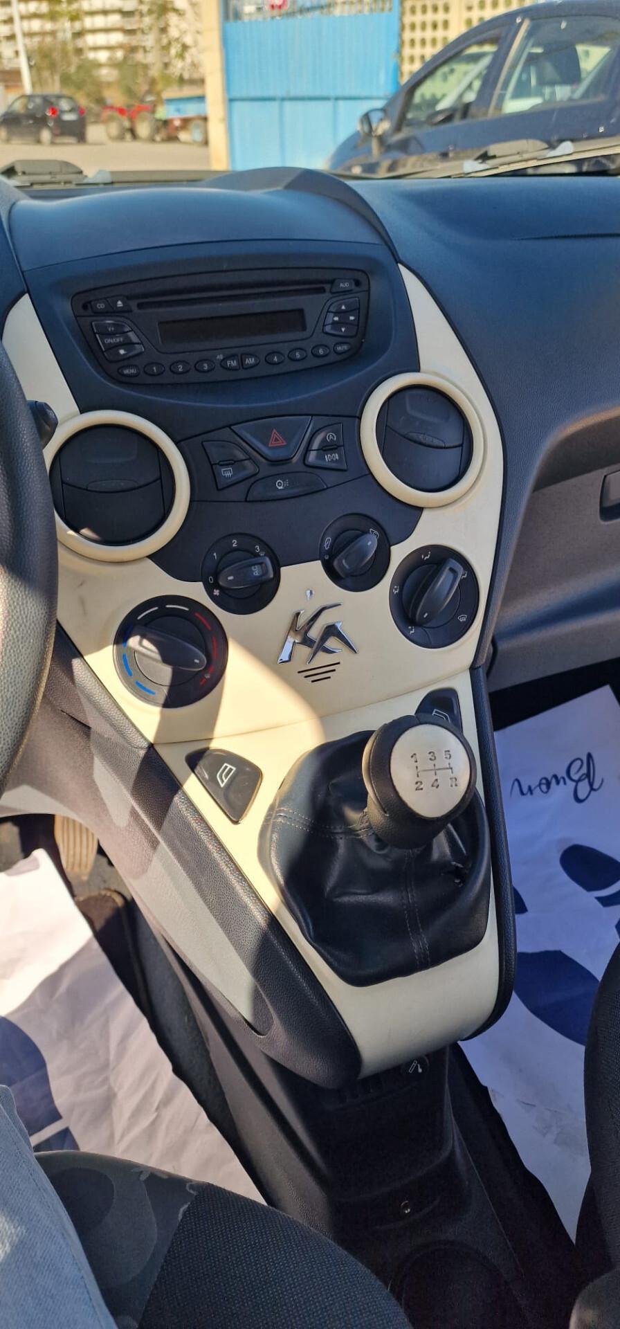 Ford Ka 1.3 TDCi 75CV Titanium 2011