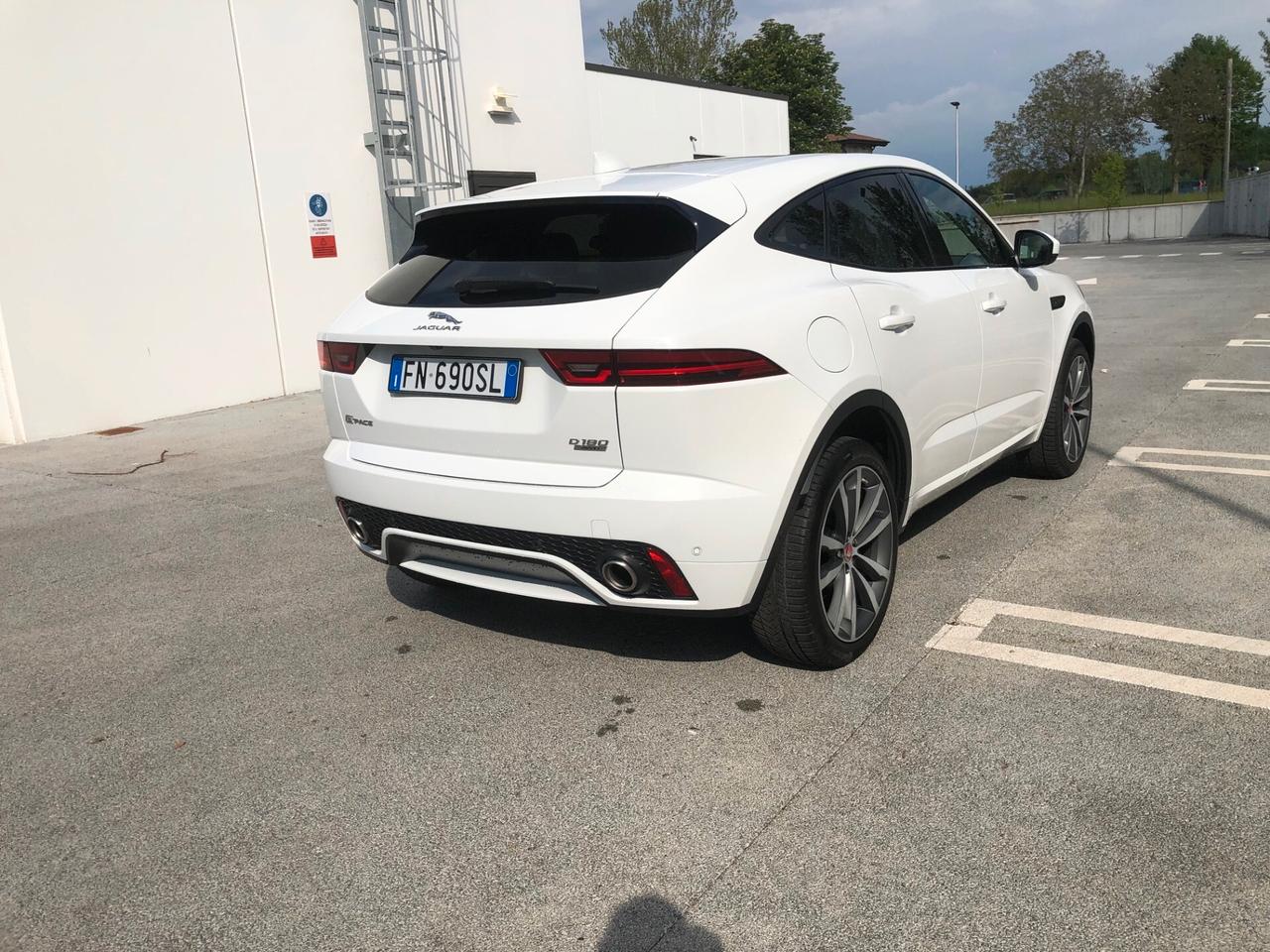 Jaguar E-Pace 2.0D 180 CV AWD aut. R-Dynamic
