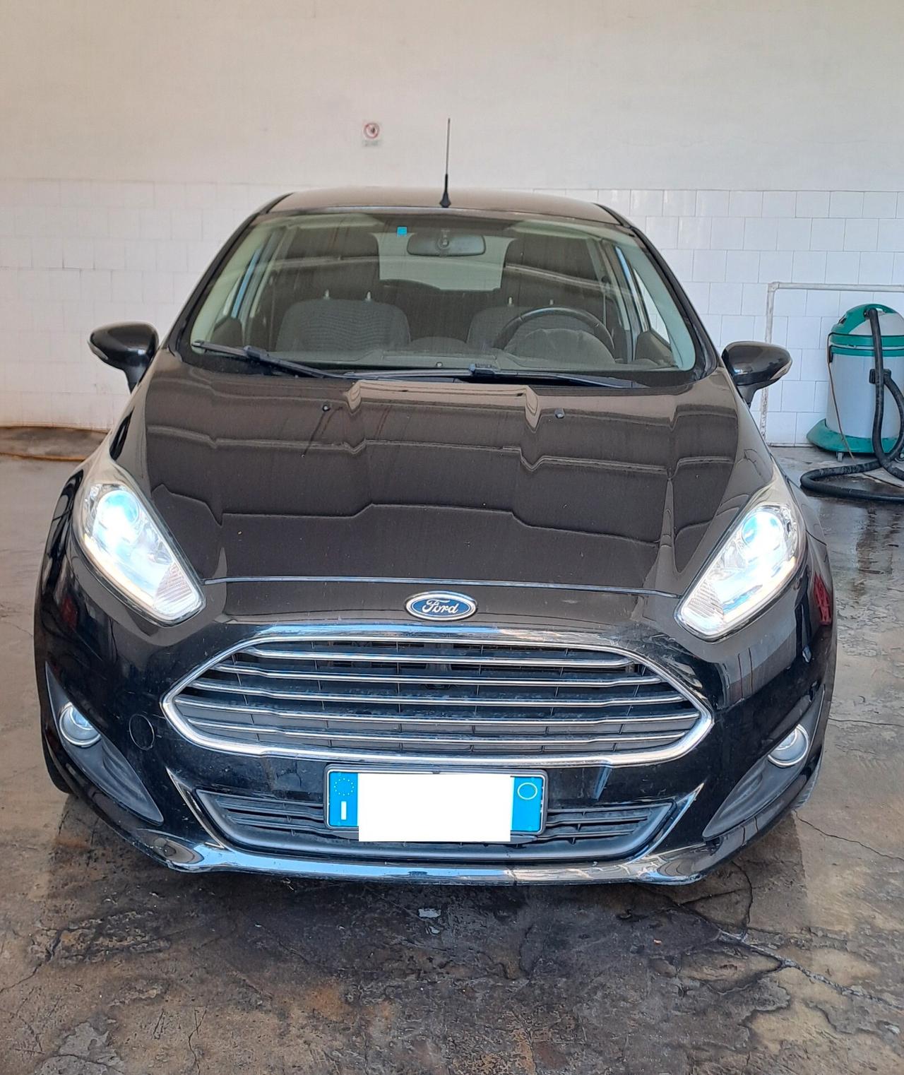 Ford Fiesta GPL 5 porte Titanium