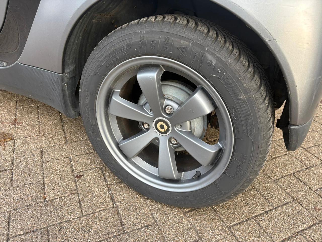 Smart ForTwo 1000 52 kW coupé limited greystyle