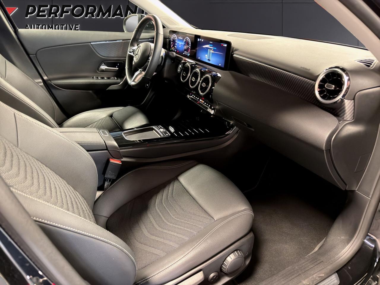 Mercedes A 250 e Plug-In-Hybrid Progressive Advanced Speedshift DCT AMG 8G