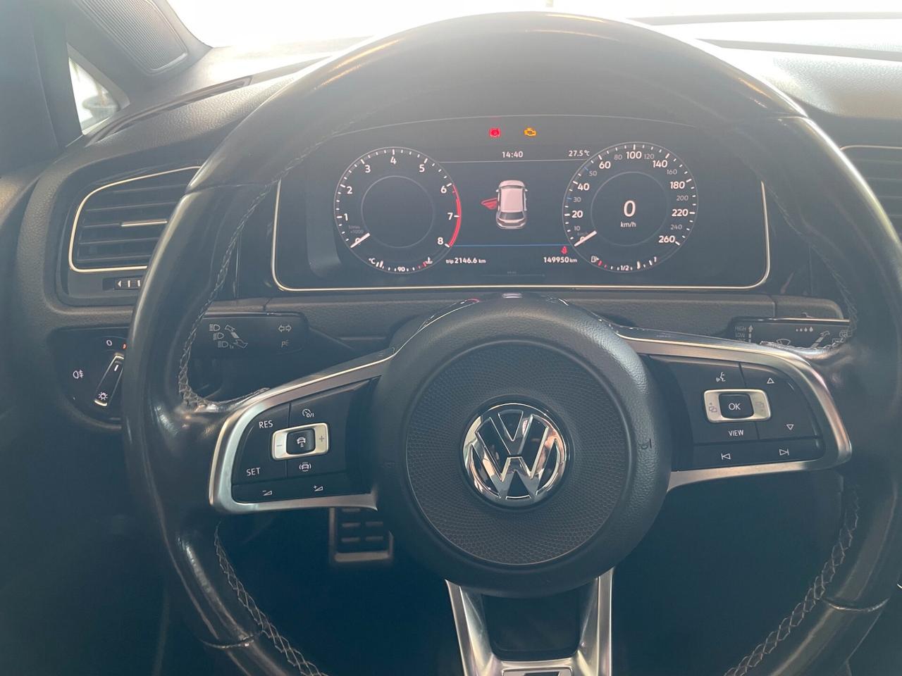 Volkswagen Golf 1.5 TSI 5p. R-Line